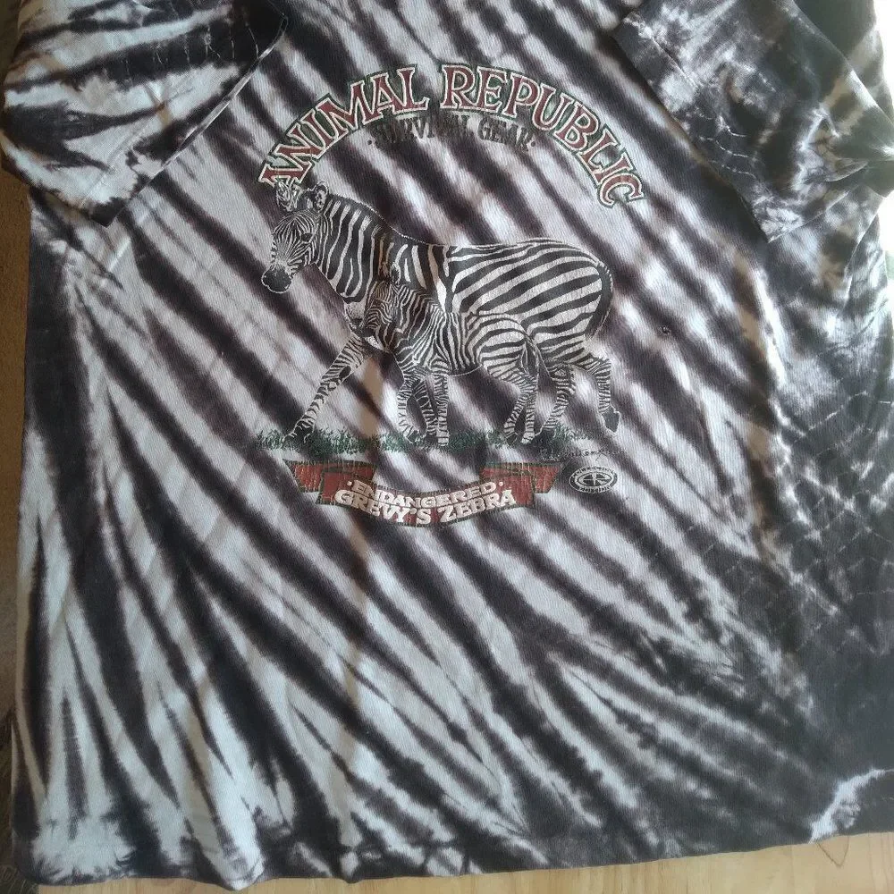 Vintage Animal Republic Survival Gear Zebra Tie Dye T-Shirt - Picture 3 of 9